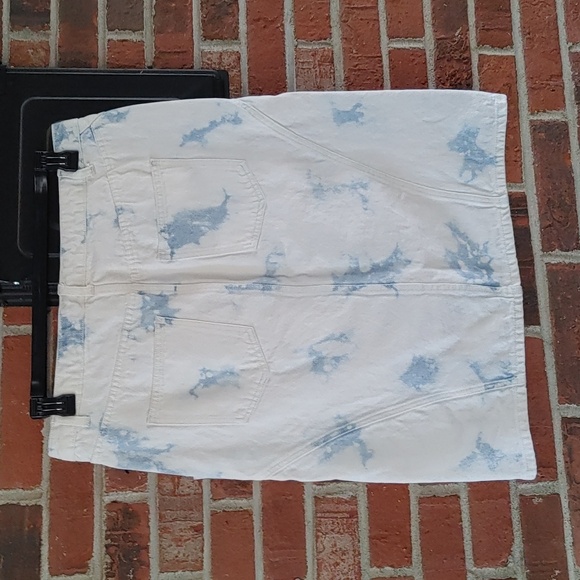 Future Collective Gabreella Karefa-Johnson White Denim Tie Dye Skirt Size 12 - Picture 3 of 6